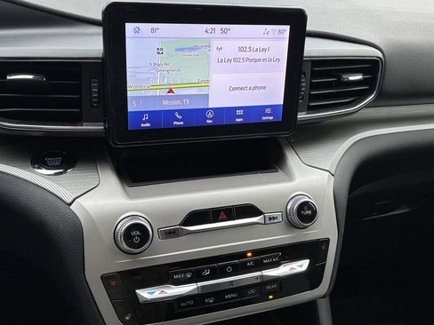 Used 2023 Ford Explorer XLT w/ Equipment Group 202A image 9