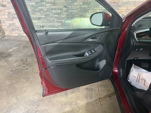 Used 2024 Buick Encore GX Preferred FWD image 8
