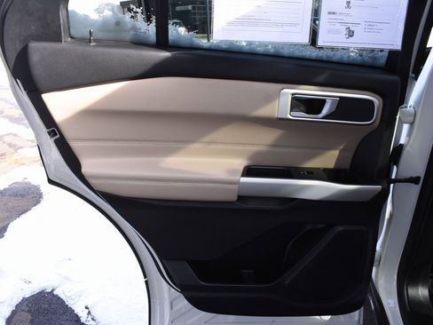 Used 2021 Ford Explorer XLT w/ Equipment Group 202A image 18