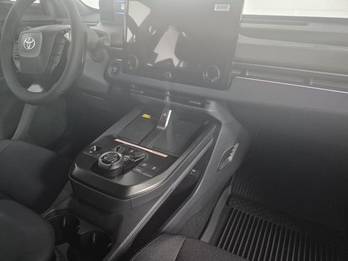 New 2026 Toyota C-HR AWD/4WD image 34