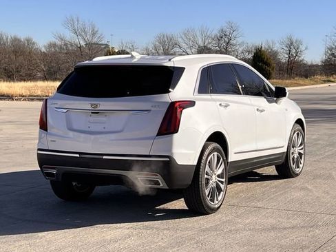 Certified 2025 Cadillac XT5 Premium Luxury w/ Technology Package image 4