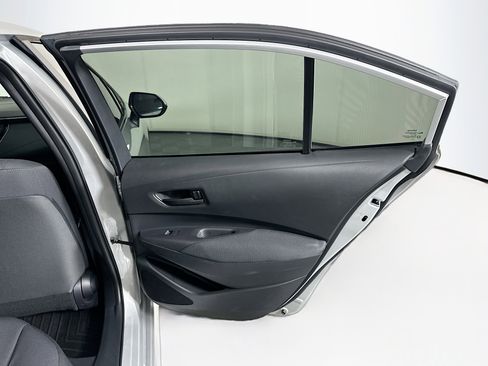 Used 2023 Toyota Corolla LE image 27