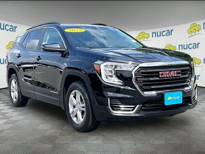 Used 2022 GMC Terrain SLE w/ Driver Convenience Package