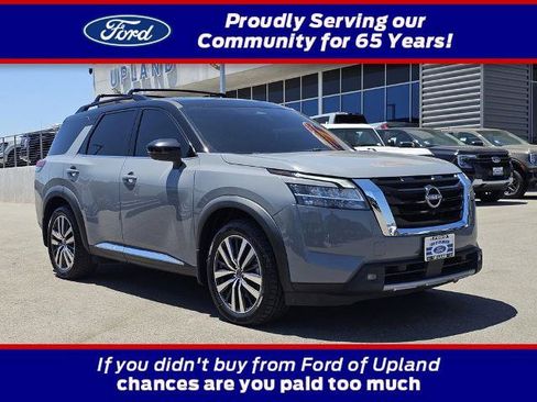 Used 2022 Nissan Pathfinder Platinum w/ Cargo Package FWD image 1