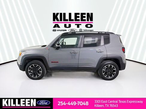 Used 2023 Jeep Renegade Trailhawk w/ Sun/Sound Group image 4