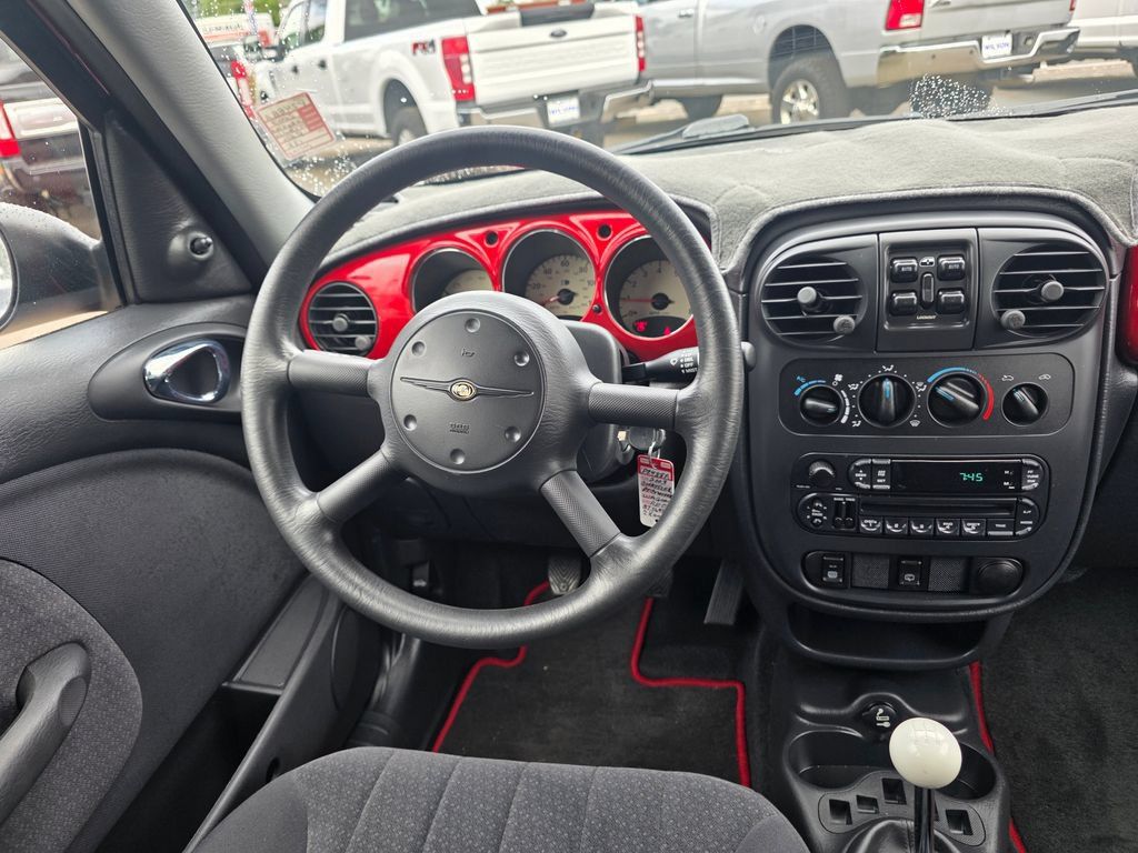 Used 2003 Chrysler PT Cruiser FWD image 10