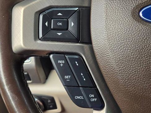 Used 2019 Ford F150 Limited w/ Trailer Tow Package image 12