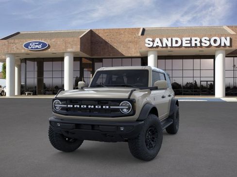 New 2026 Ford Bronco Outer Banks image 2