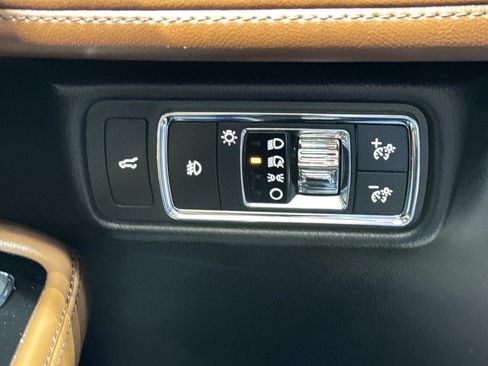 Used 2023 Lincoln Aviator Reserve w/ Equipment Group 201A image 39