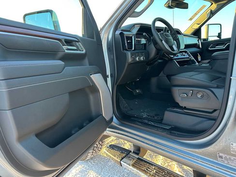 New 2026 GMC Sierra 2500 Denali image 19