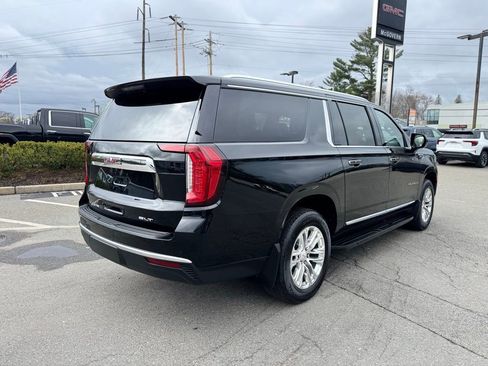 Used 2023 GMC Yukon XL SLT w/ Max Trailering Package AWD/4WD image 7