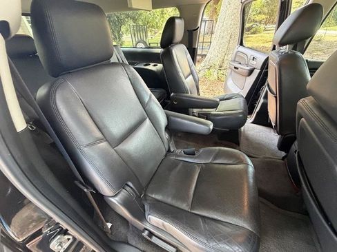 Used 2012 Cadillac Escalade ESV Premium AWD/4WD image 14