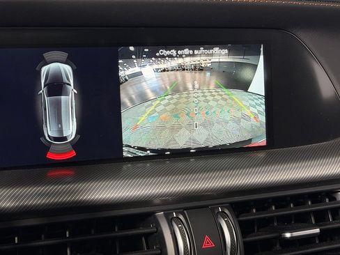 Used 2025 Alfa Romeo Stelvio Sprint AWD/4WD image 21