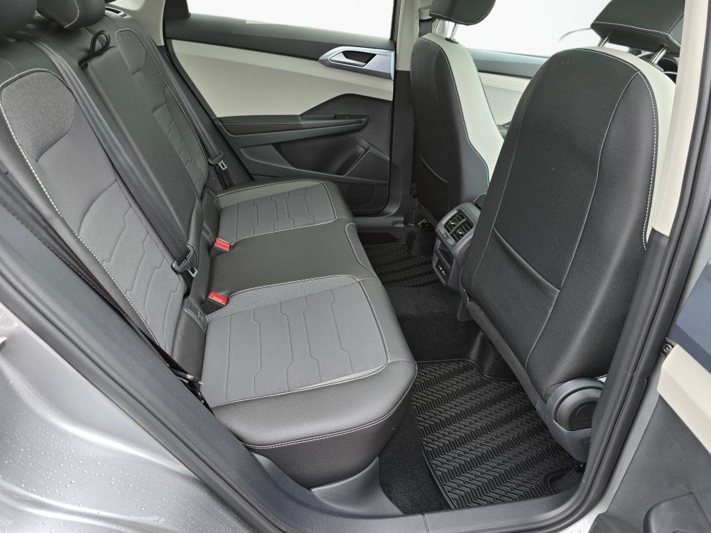 New 2026 Volkswagen Taos SE AWD/4WD image 38