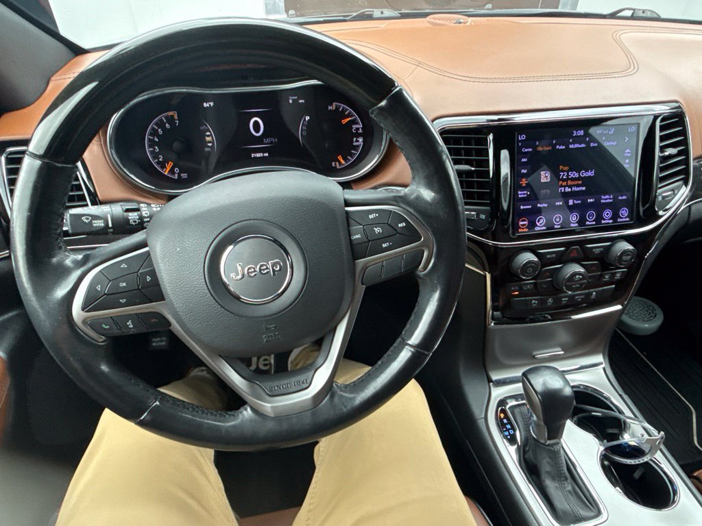 Used 2020 Jeep Grand Cherokee Overland RWD image 13