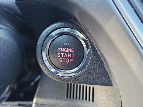 Certified 2025 Subaru Crosstrek 2.0i Premium image 31