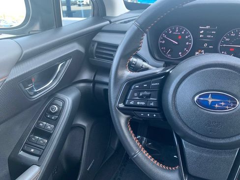 Used 2024 Subaru Crosstrek 2.5i Limited AWD/4WD image 10