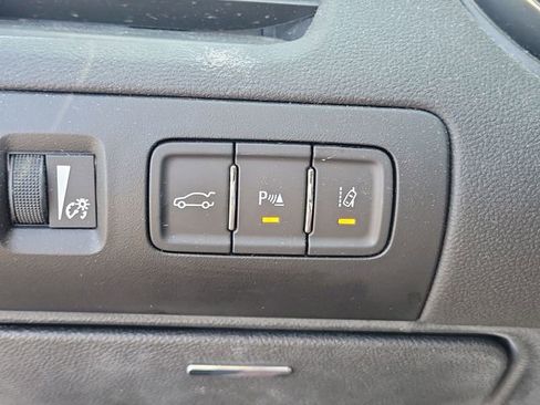 Used 2014 Chevrolet Impala LT w/ Premium Seating Package image 27