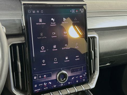 Used 2025 GMC Acadia Elevation FWD image 21