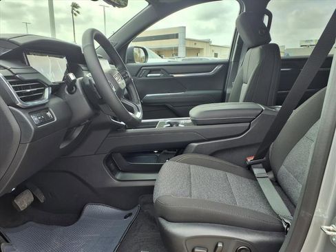 New 2026 GMC Acadia Elevation image 8