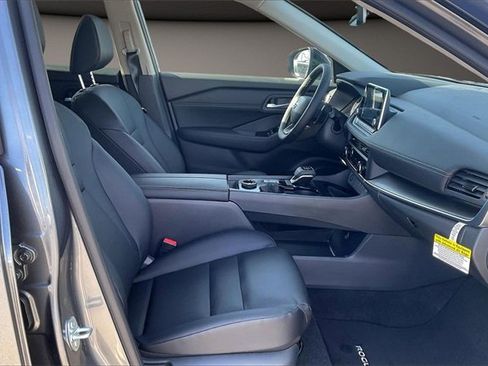 New 2026 Nissan Rogue SV image 11