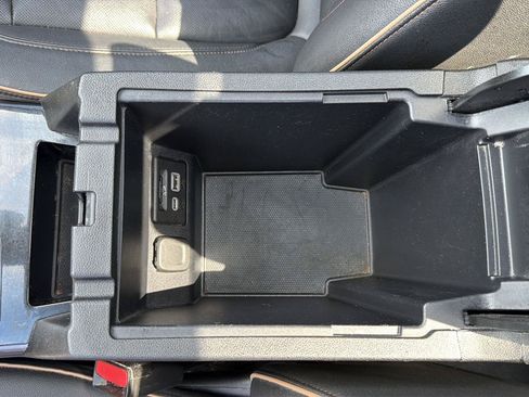 Used 2022 Chevrolet Blazer Premier FWD image 16