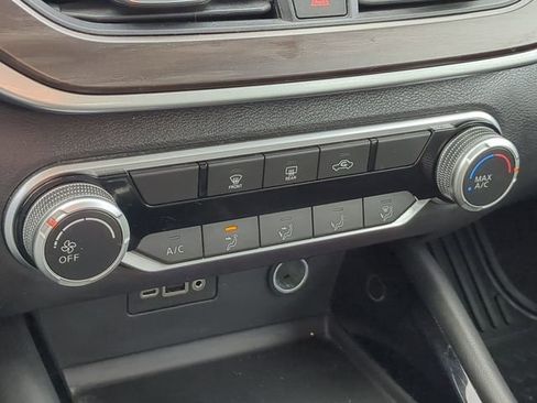 Used 2023 Nissan Altima 2.5 SV image 32