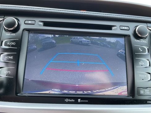 Used 2015 Toyota Highlander XLE image 21