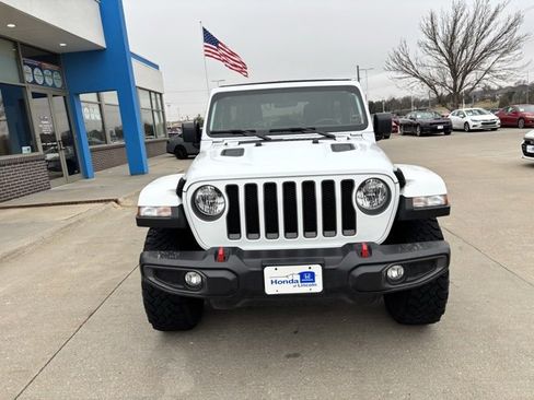 Used 2021 Jeep Wrangler Unlimited Rubicon image 2
