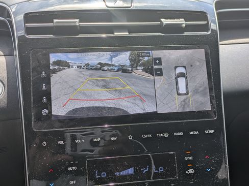 Used 2024 Hyundai Tucson Limited image 23