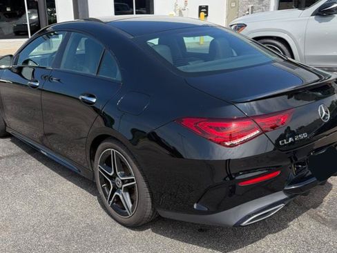 Used 2023 Mercedes-Benz CLA 250 4MATIC image 3