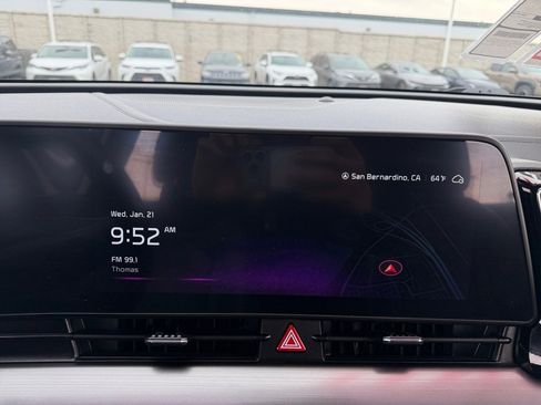 Used 2023 Kia Sportage EX image 16