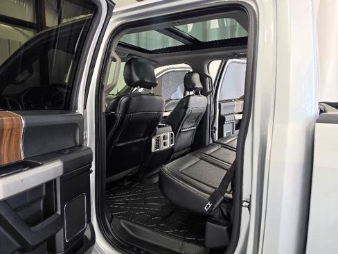 Used 2016 Ford F150 Lariat AWD/4WD image 13
