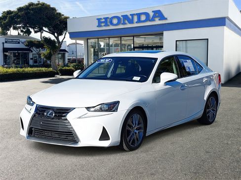 Used 2020 Lexus IS 300 300 image 1