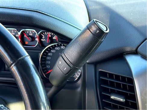 Used 2019 Chevrolet Tahoe Premier image 23