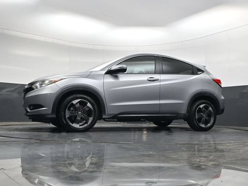 Used 2018 Honda HR-V EX image 39