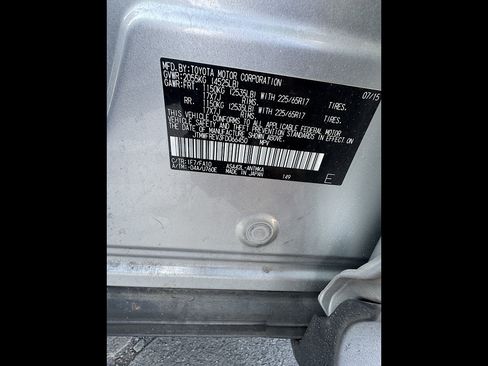 Used 2015 Toyota RAV4 XLE FWD image 6