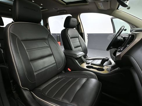 Used 2018 GMC Acadia Denali w/ Technology Package AWD/4WD image 54