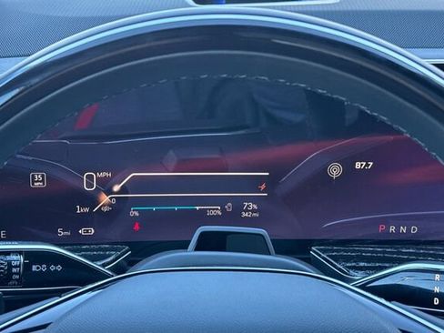 New 2025 Cadillac Escalade IQ Sport 1 w/ LPO, ONYX Package image 26