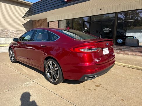 Used 2019 Ford Fusion Titanium image 5
