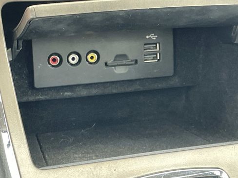 Used 2011 Lincoln MKX 2WD w/ 102A Rapid Spec Order Code image 21