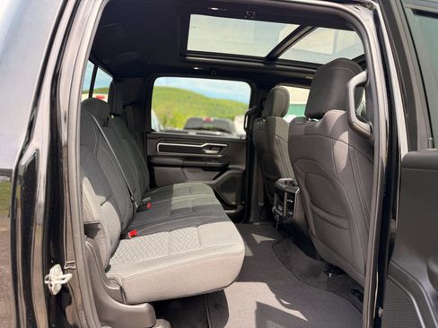 Used 2025 RAM 1500 Big Horn AWD/4WD image 16