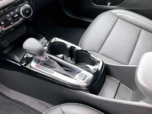 Used 2025 Chevrolet Trax ACTIV w/ Sunroof Package image 15