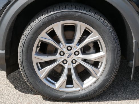 Used 2020 Ford Explorer Limited AWD/4WD image 9