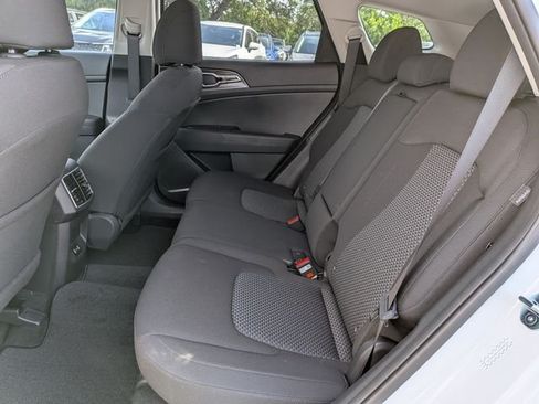 New 2026 Kia Sportage LX w/ LX Convenience Package FWD image 15