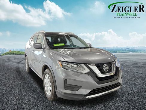 Used 2019 Nissan Rogue S image 10