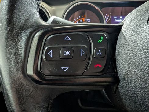 Used 2019 Jeep Wrangler Sport image 19