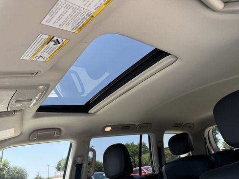 Used 2024 INFINITI QX80 Luxe RWD image 29