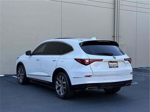 Used 2022 Acura MDX FWD w/ Technology Package image 5