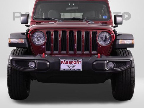 Used 2021 Jeep Wrangler Unlimited Rubicon w/ Cold Weather Group AWD/4WD image 2